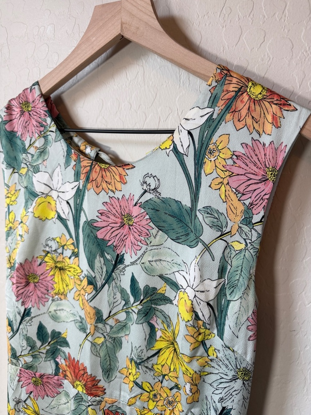 Molly Bracken Floral Open Back Satin Maxi Dress - Picture 3 of 5